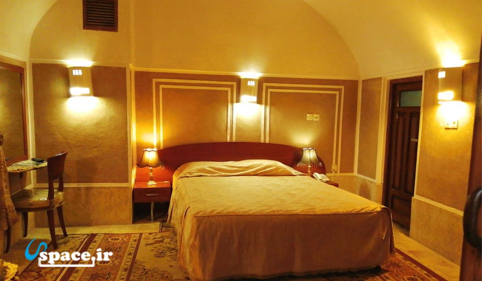 نمای اتاق هتل کاروانسرای مشیر یزد