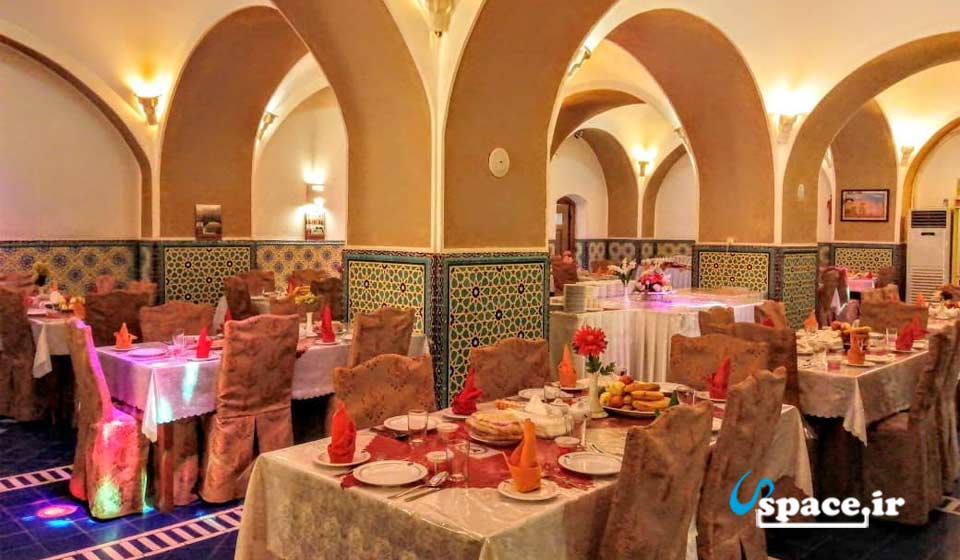 رستوران هتل کاروانسرای مشیر یزد